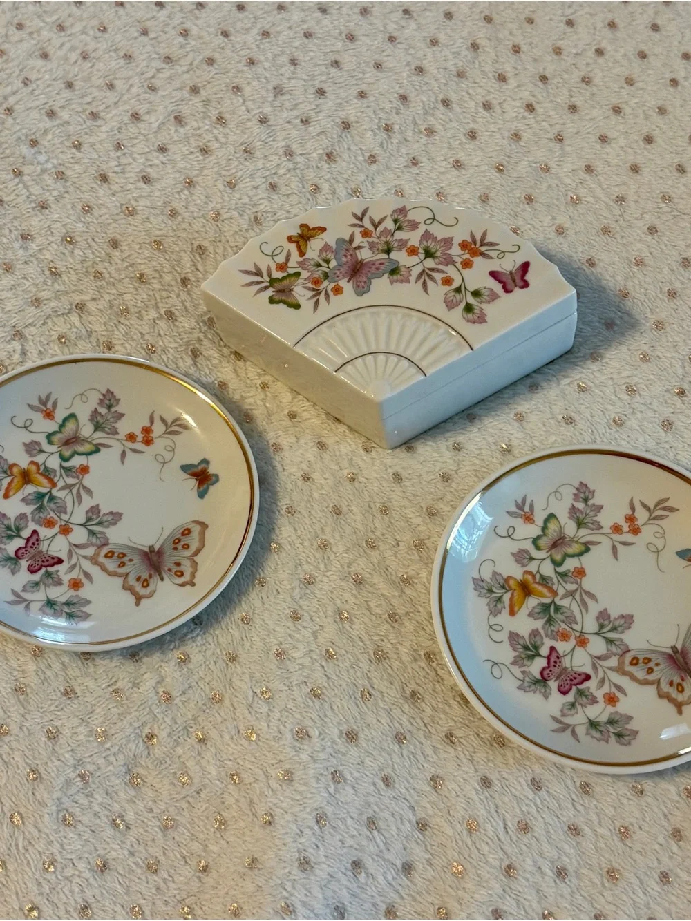 Vintage Avon Butterfly Collection 3 Pc Porcelain Trinket Dish & Box Set 22K Gold